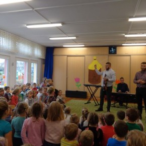 Audycja muzyczna w wykonaniu grupy 