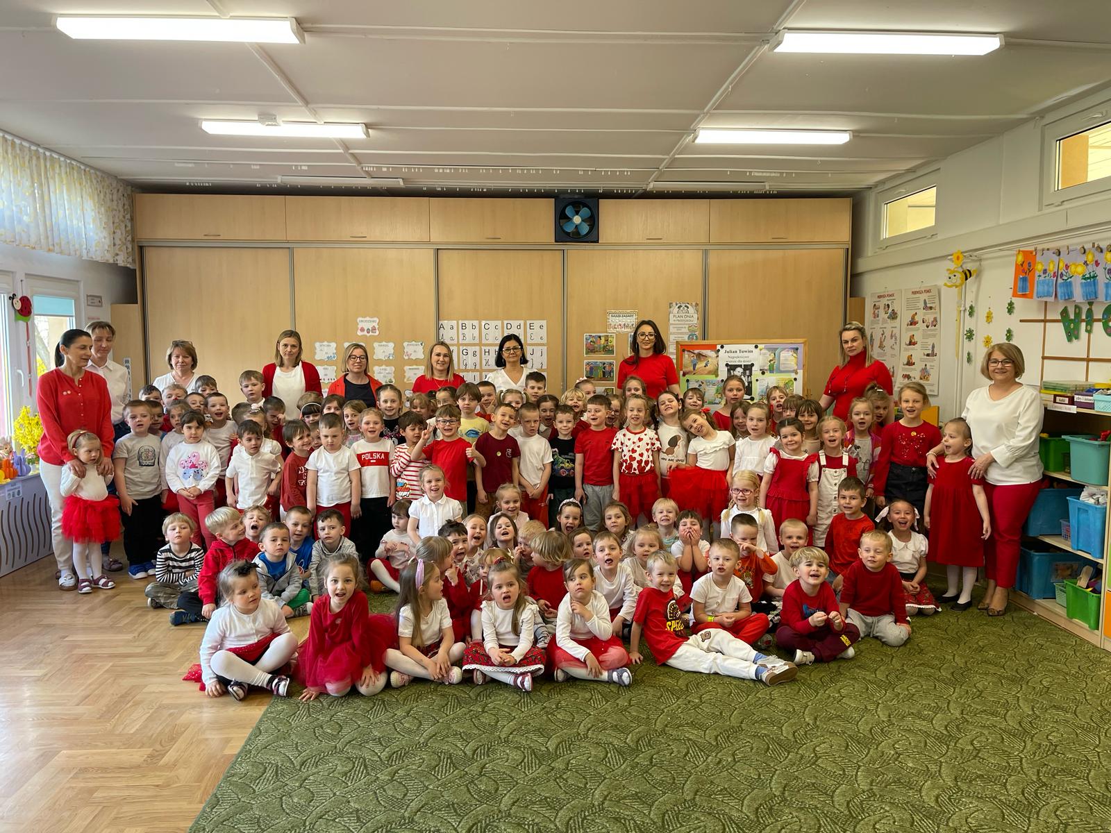 Obchody Międzynarodowego Dnia Książki dla Dzieci z Europe Direct Rzeszów - przystanek 